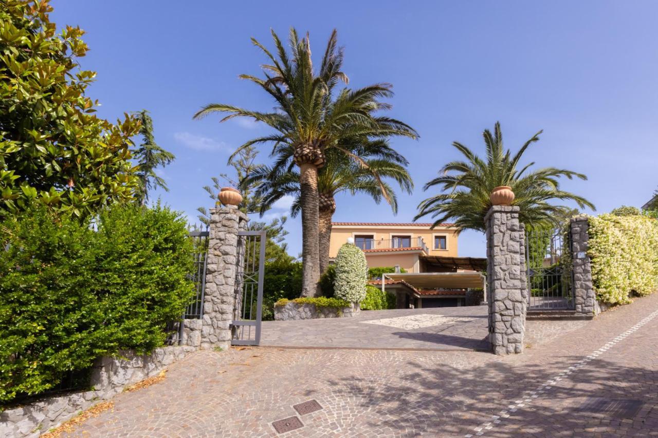 Villa Solatia Маса Лубрензе Екстериор снимка