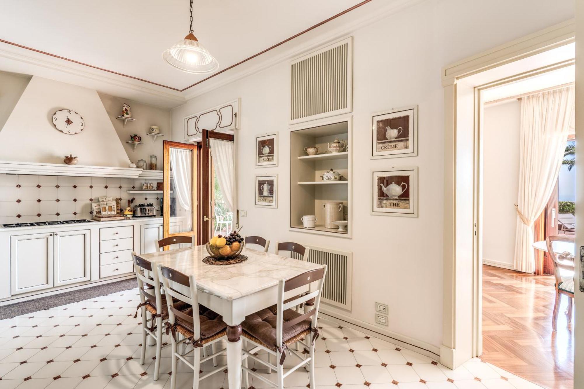 Villa Solatia Маса Лубрензе Екстериор снимка